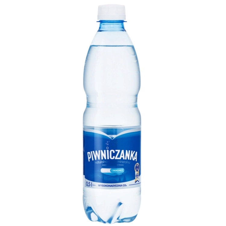 piwniczanka-naturalna-woda-mineralna-wysokonasycona-co2-0,5l-5900467000795.webp
