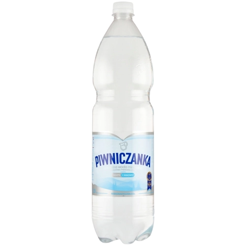 piwniczanka-naturalna-woda-mineralna-niskonasycona-co2-1,5l-5900467000771.webp